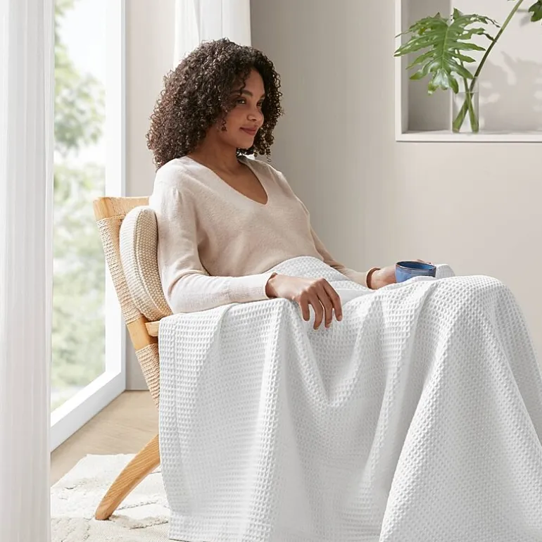 Madison Park Waffle Weave Cotton Lightweight Blanket