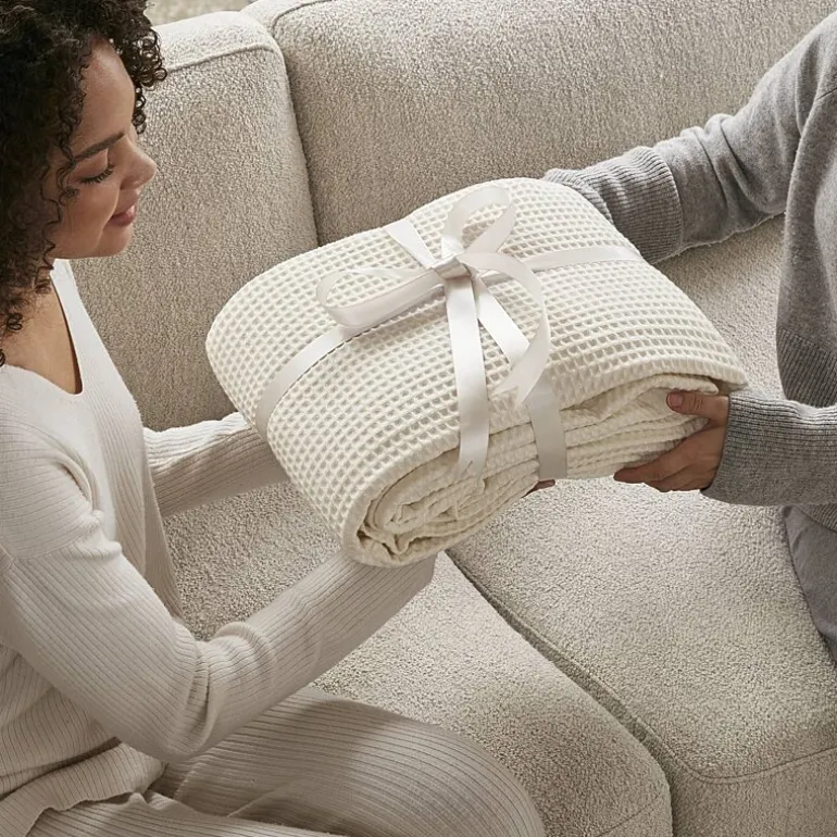 Madison Park Waffle Weave Cotton Lightweight Blanket