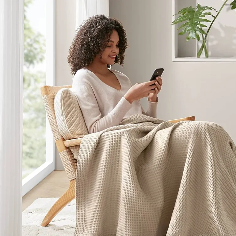 Madison Park Waffle Weave Cotton Lightweight Blanket