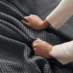 Madison Park Waffle Weave Cotton Lightweight Blanket