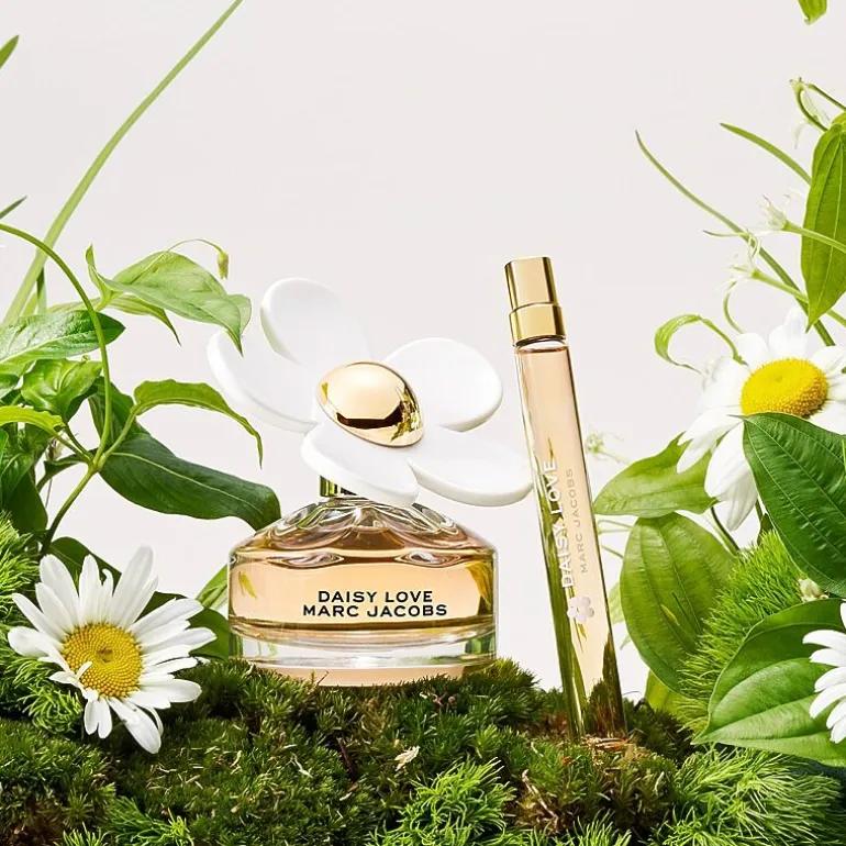 Marc Jacobs Daisy Love Eau De Toilette