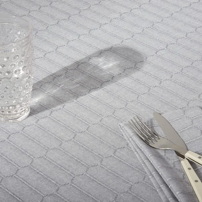 Martha Stewart Honeycomb Modern Farmhouse Tablecloth