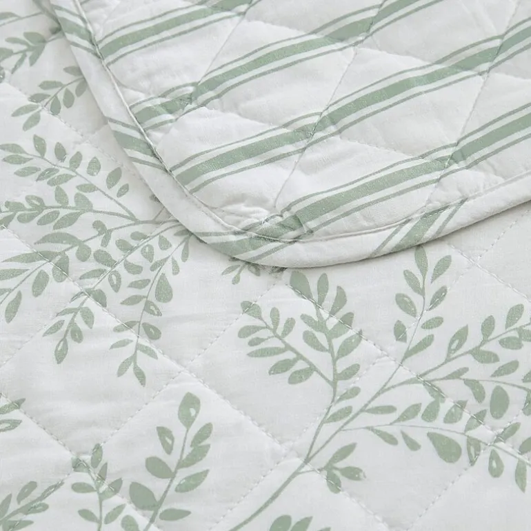 Martha Stewart Murray Leaves Easy Care Quilt Set