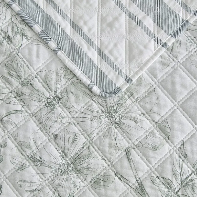 Martha Stewart Vine Flora Easy Care Quilt Set