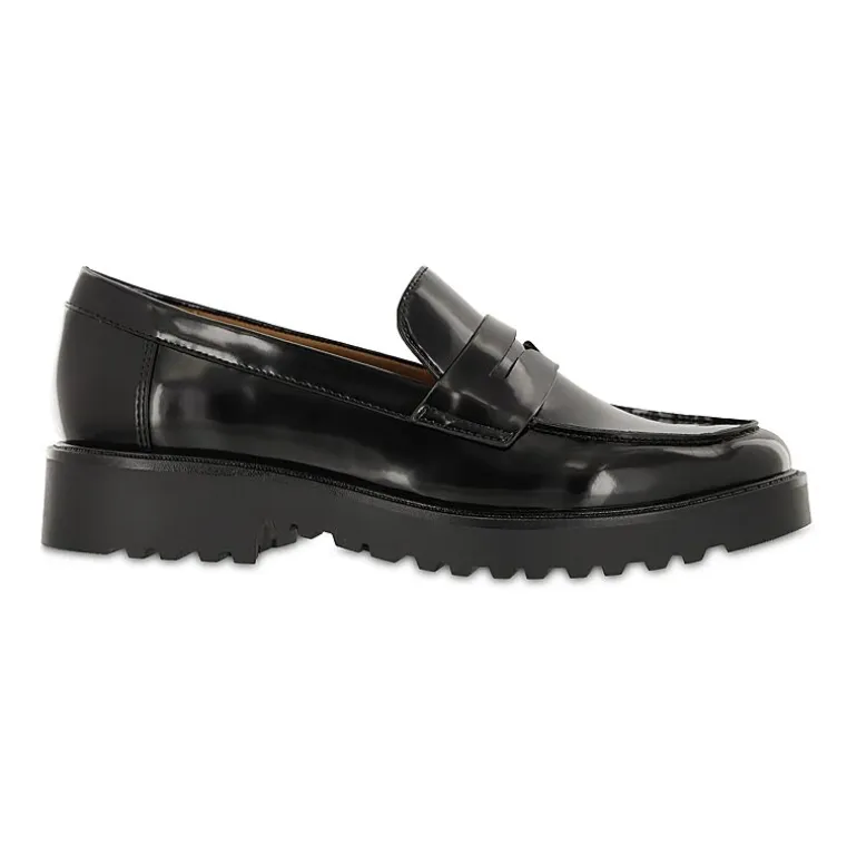 Mia Amore Hali Womens Round Closed Toe Loafers