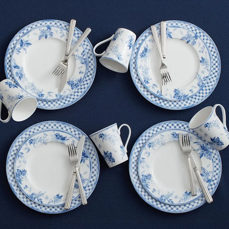 Mikasa Kiley 16-pc. Bone China Dinnerware Set