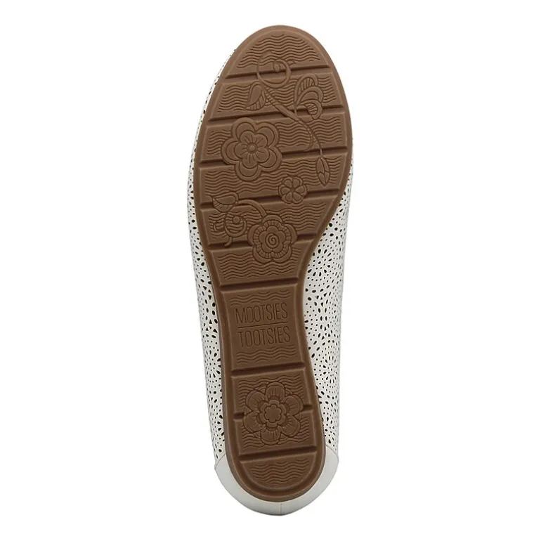 Mootsies Tootsies Cluke Womens Round Closed Toe Ballet Flats