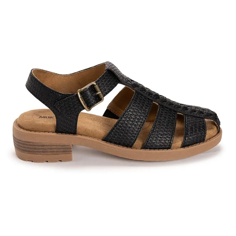 Muk Luks Vanilla Fisherman Womens Round Closed Toe Loafers