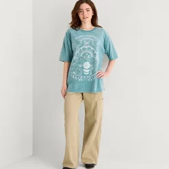 New World Celestial Womens Juniors Crew Neck Short Sleeve Oversized Graphic T-Shirt