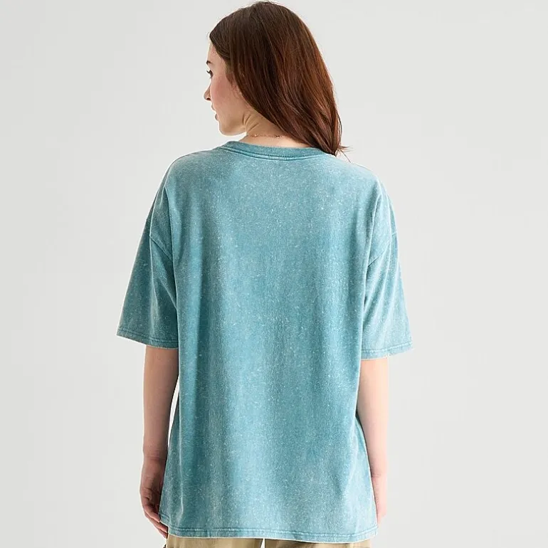 New World Celestial Womens Juniors Crew Neck Short Sleeve Oversized Graphic T-Shirt
