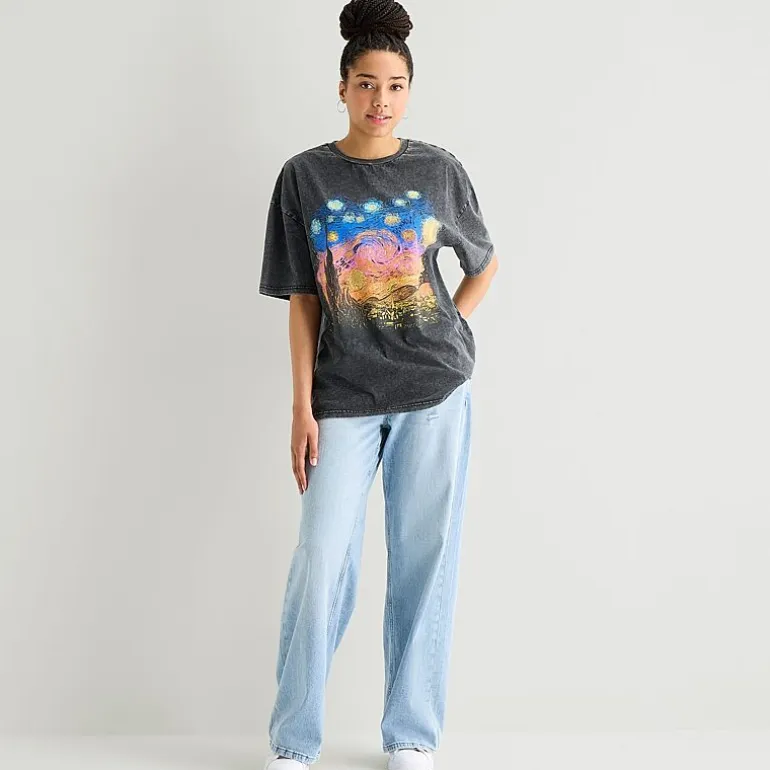 New World Starry Night Womens Juniors Crew Neck Short Sleeve Oversized Graphic T-Shirt