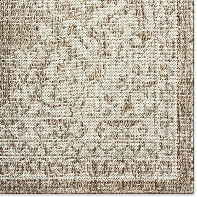 Nicole Miller Country Azalea Medallion UV Protection Washable Outdoor Rectangular Area Rug