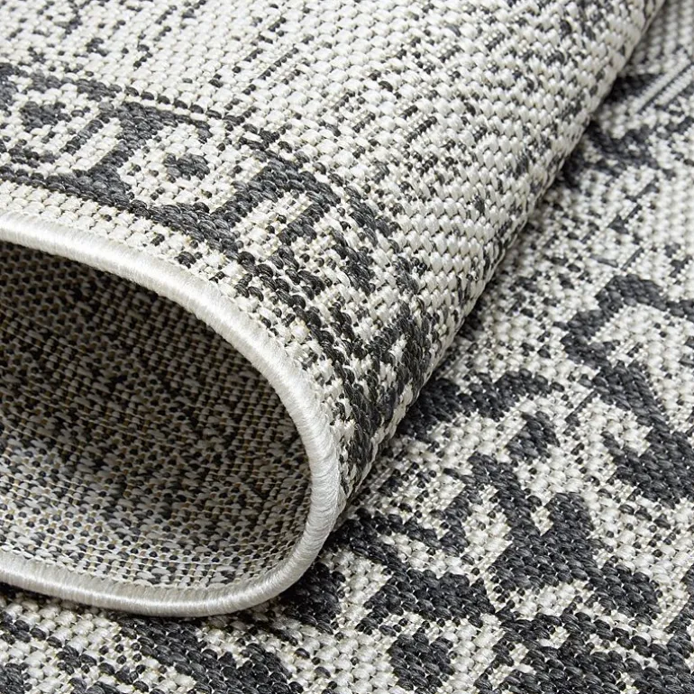 Nicole Miller Country Azalea Medallion UV Protection Washable Outdoor Rectangular Area Rug