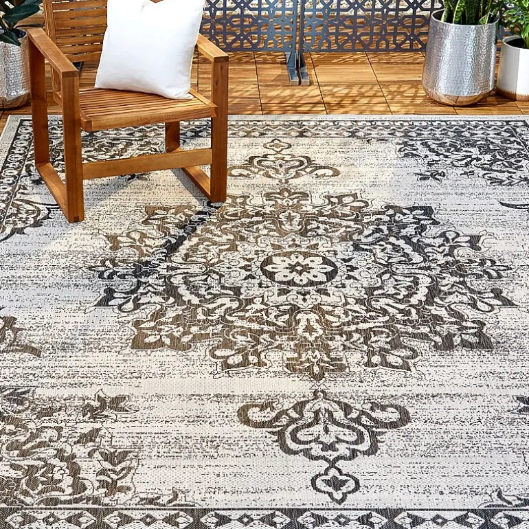 Nicole Miller Country Azalea Medallion UV Protection Washable Outdoor Rectangular Area Rug