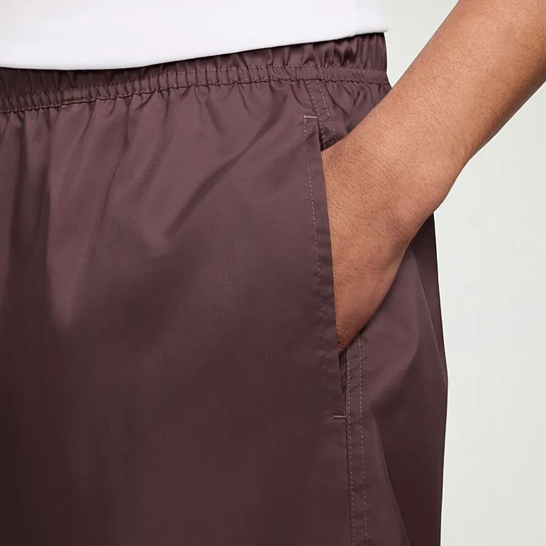 Nike Club Flow Mens 6" Mid Rise Workout Shorts