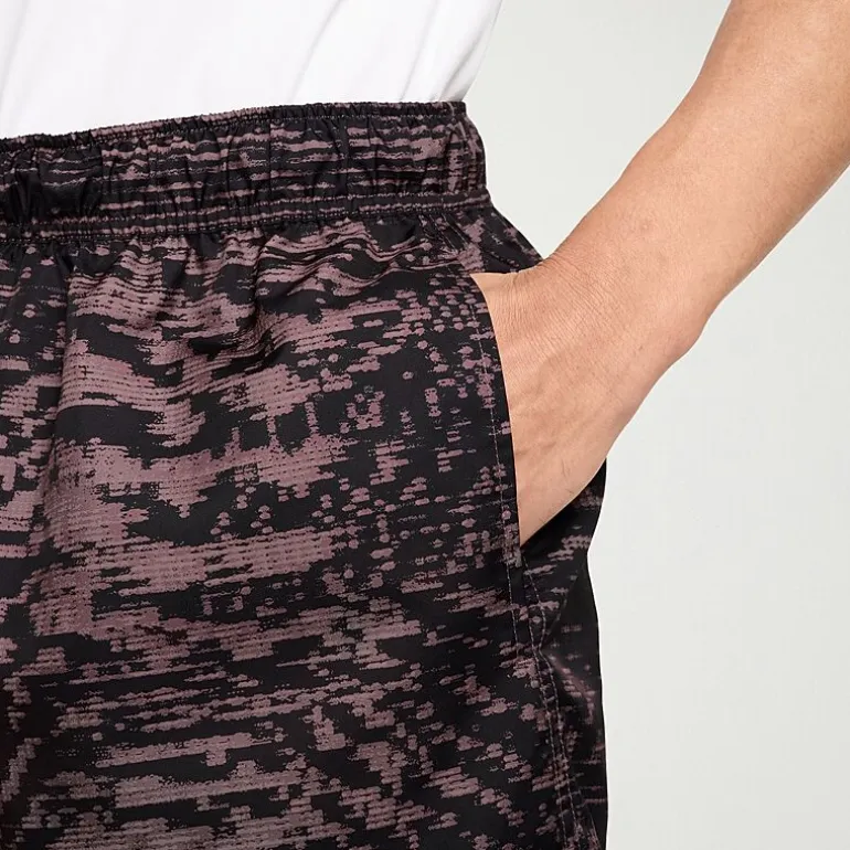 Nike Club Flow Mens 6" Mid Rise Workout Shorts