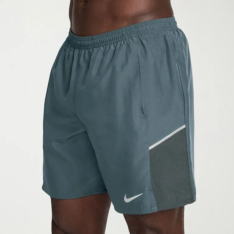 Nike Dri-Fit Mens 6" Mid Rise Workout Shorts
