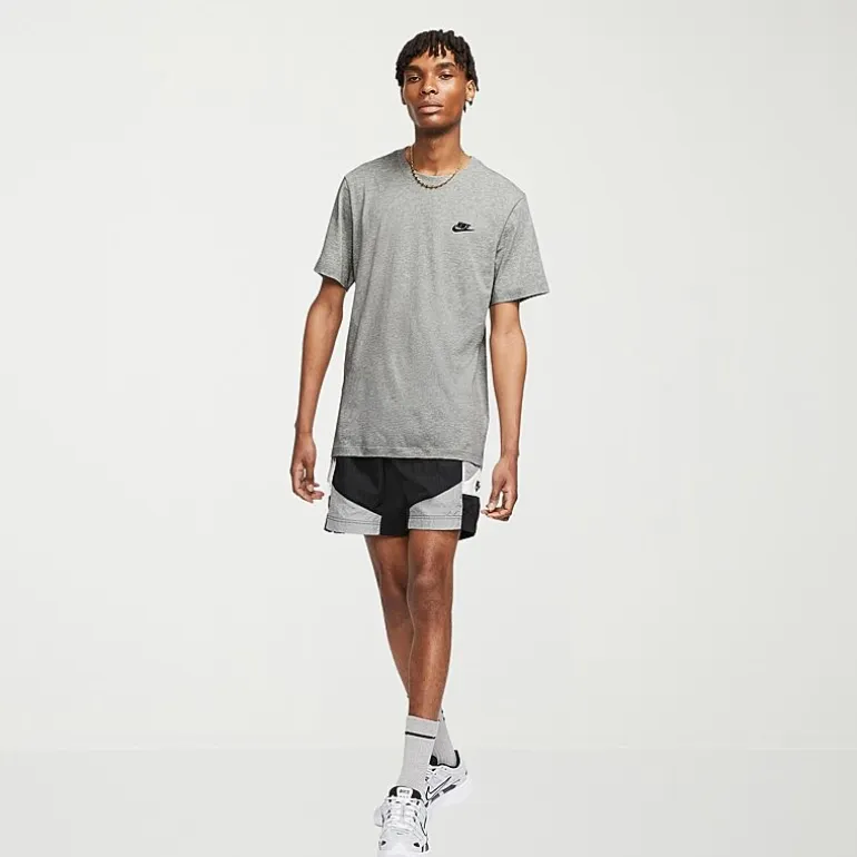 Nike Embroidered Logo Mens Crew Neck Short Sleeve Embroidered Active T-Shirt