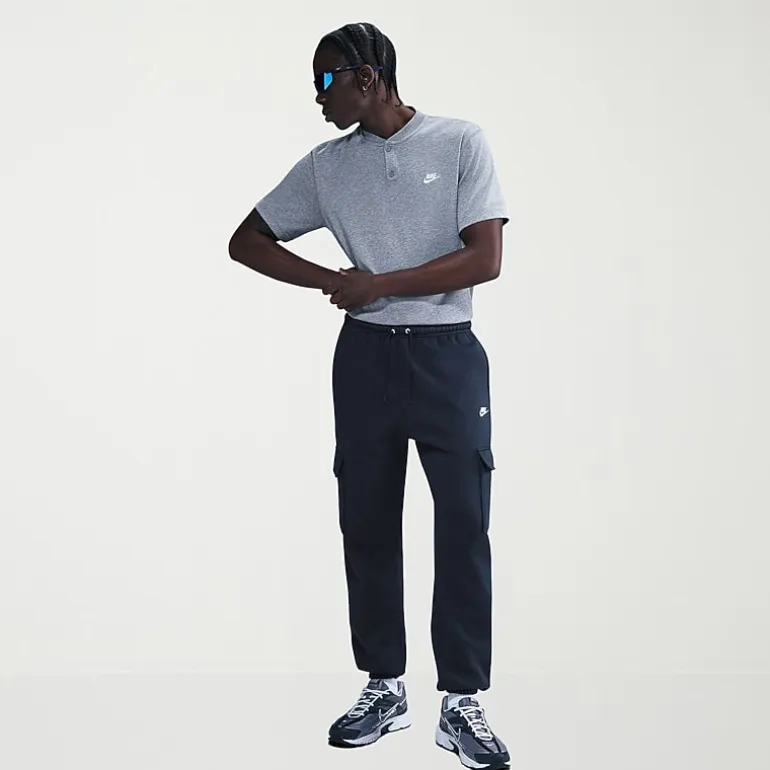 Nike Fleece Mens Cuffed Mid Rise Regular Fit Active Cargo Pant