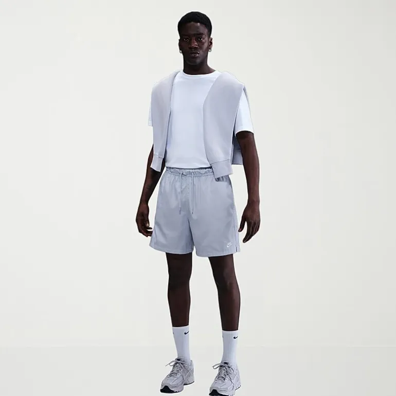 Nike Flow Mens 6" Mid Rise Workout Shorts