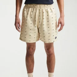 Nike Flow Mens 9
