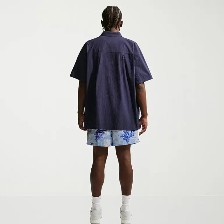 Nike Flow Mens 6" Mid Rise Workout Shorts