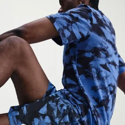 Nike Form Mens 7