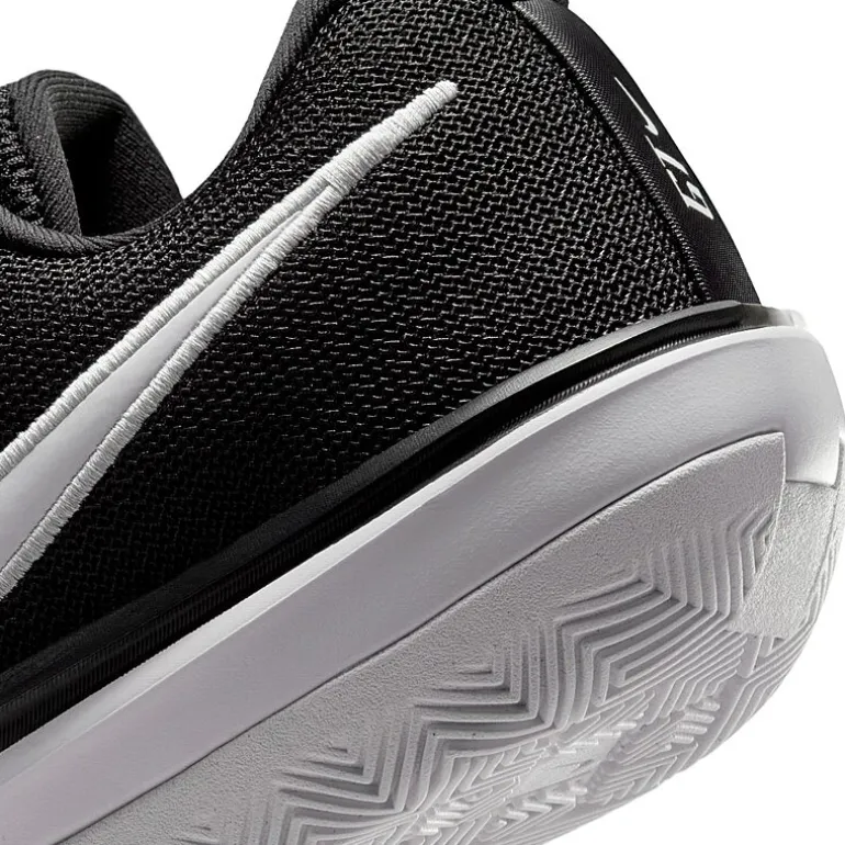 Nike Gt Cut Academy 2 Mens Basketball Shoes