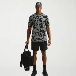 Nike Hyverse Mens Crew Neck Short Sleeve Active Big and Tall T-Shirt