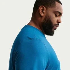 Nike Just Do It Mens Crew Neck Short Sleeve Classic Fit Big and Tall Graphic T-Shirt
