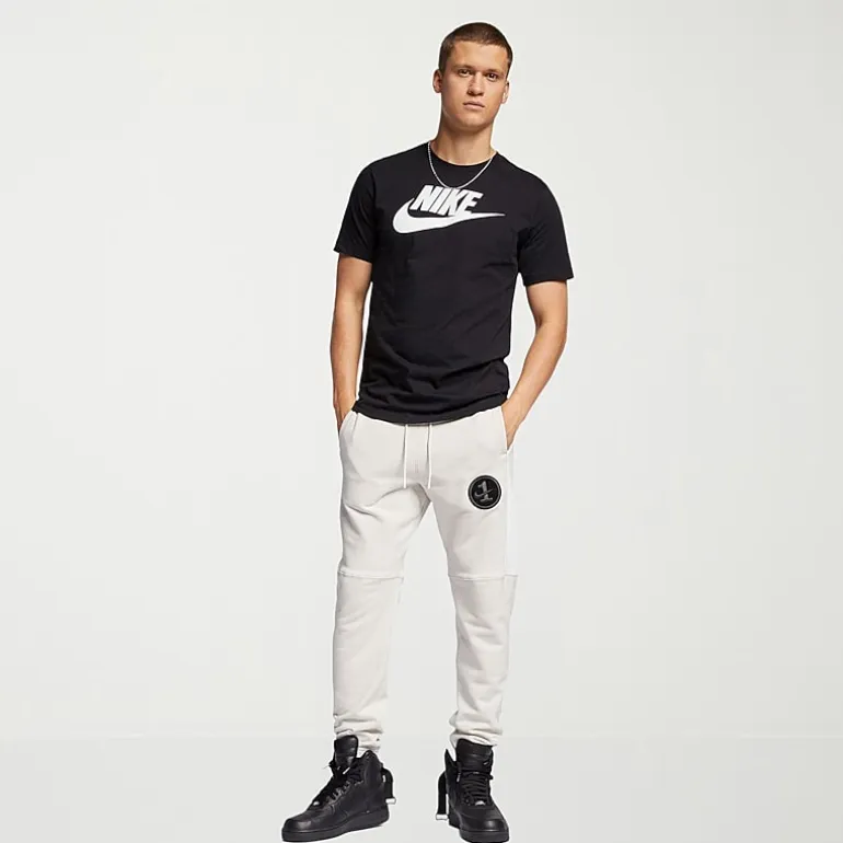 Nike Mens Crew Neck Short Sleeve Regular Fit Graphic T-Shirt
