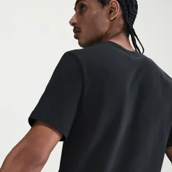 Nike Mens Crew Neck Short Sleeve Classic Fit Graphic T-Shirt