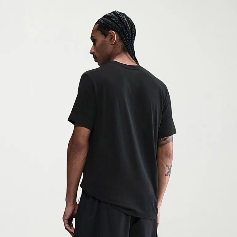 Nike Mens Crew Neck Short Sleeve Classic Fit Graphic T-Shirt