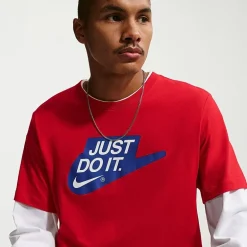 Nike Mens Crew Neck Short Sleeve Classic Fit Graphic T-Shirt