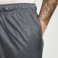 Nike Mens 9" Mid Rise Workout Shorts