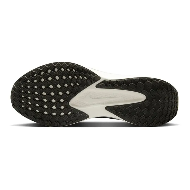 Nike Quest 6 Mens Running Shoes