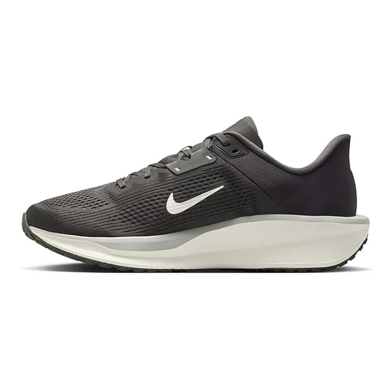 Nike Quest 6 Mens Running Shoes