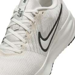 Nike Run Defy Mens Running Shoes
