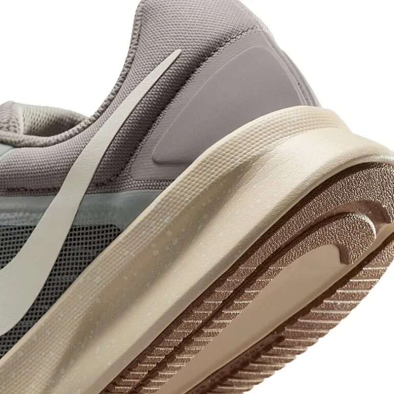 Nike Run Swift Mens Running Shoes