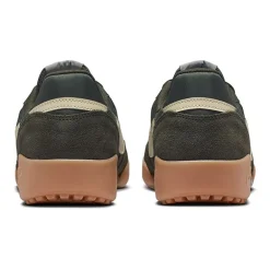 Nike Terra Manta Suede Mens Sneakers