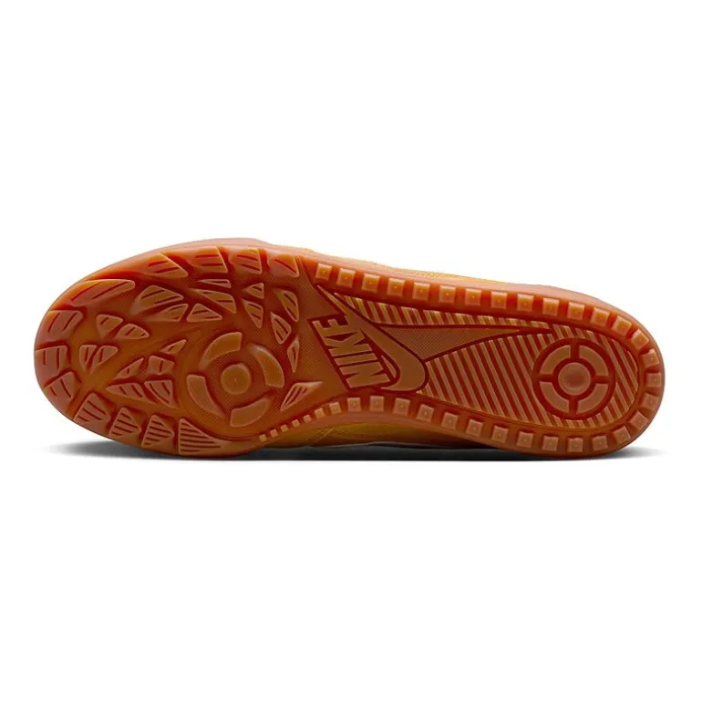 Nike Terra Manta Suede Mens Sneakers