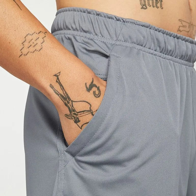 Nike Totality Mens 9" Mid Rise Big and Tall Quick Dry Workout Shorts