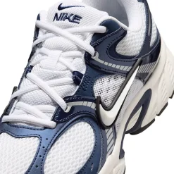 Nike V5 RNR Mens Sneakers