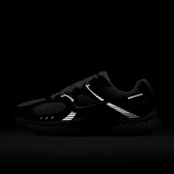 Nike V5 RNR Mens Sneakers