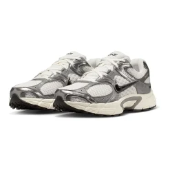 Nike V5 RNR Mens Sneakers