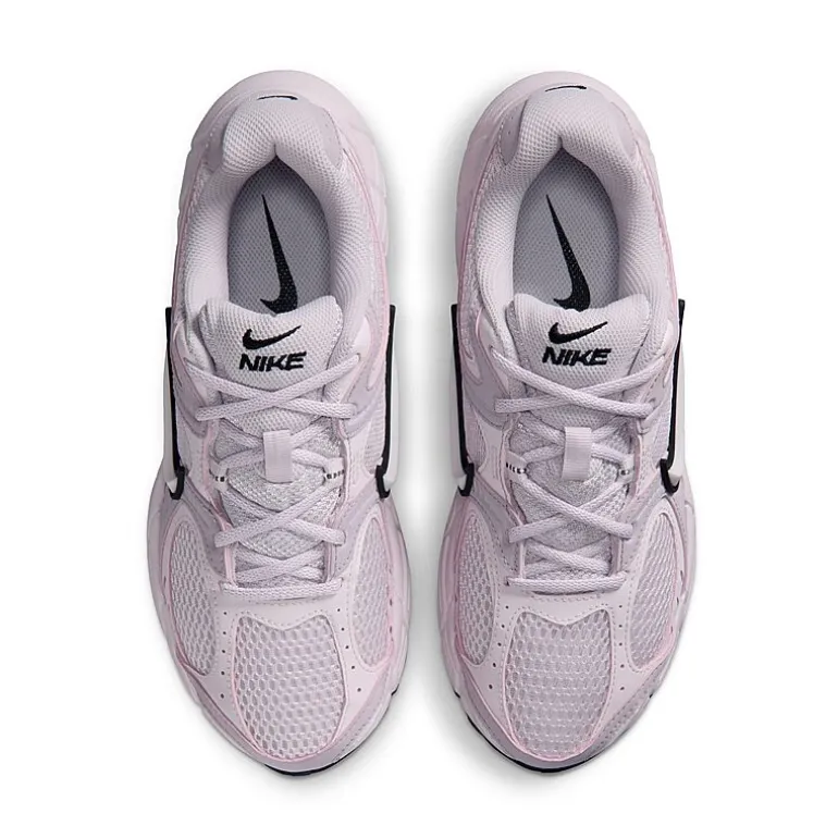 Nike V5 RNR Nubuck Womens Sneakers