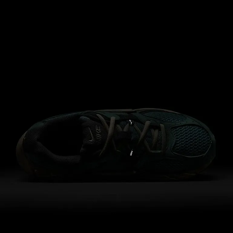 Nike V5 RNR Suede Womens Sneakers