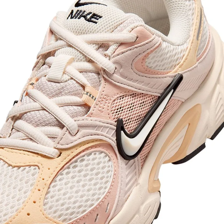 Nike V5 RNR Suede Womens Sneakers