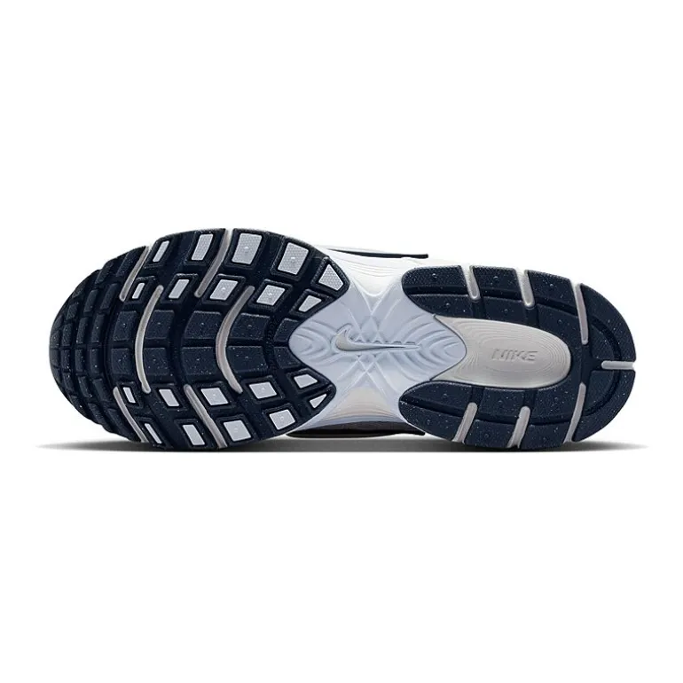 Nike V5 RNR Suede Womens Sneakers
