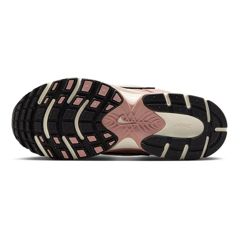 Nike V5 RNR Suede Womens Sneakers